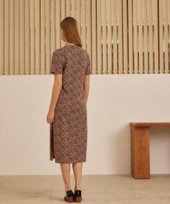 Rivermeadowrobes.shop639c61581a 2