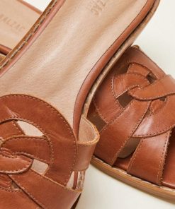 Rivermeadowrobes.shop6d1b7a880e 5