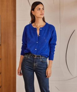 Rivermeadowrobes.shop6e8e8e019f 2