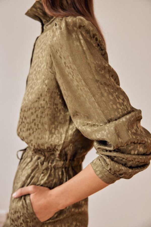 Rivermeadowrobes.shop6eaa04d916 1