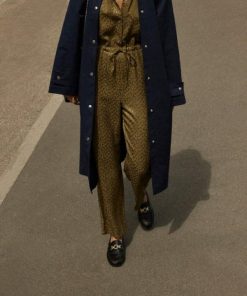 Rivermeadowrobes.shop6eaa04d916 2