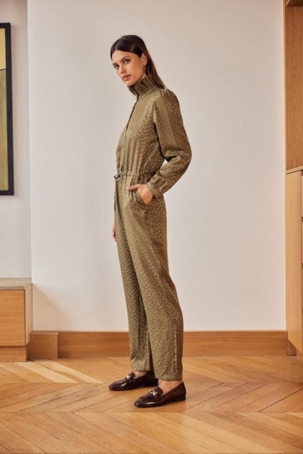 Rivermeadowrobes.shop6eaa04d916 3