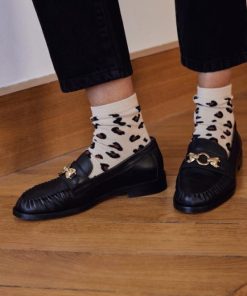 Rivermeadowrobes.shop6f508e6d06 2