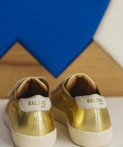 Rivermeadowrobes.shop763989e975 4