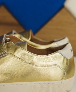 Rivermeadowrobes.shop763989e975 5