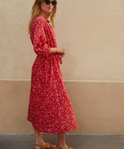 Rivermeadowrobes.shop84f371f3a4 3