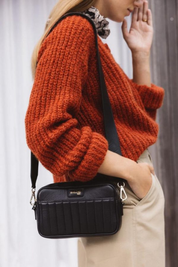 Rivermeadowrobes.shop85f95378e0 2