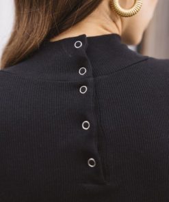 Rivermeadowrobes.shop8d042fe2c0 4