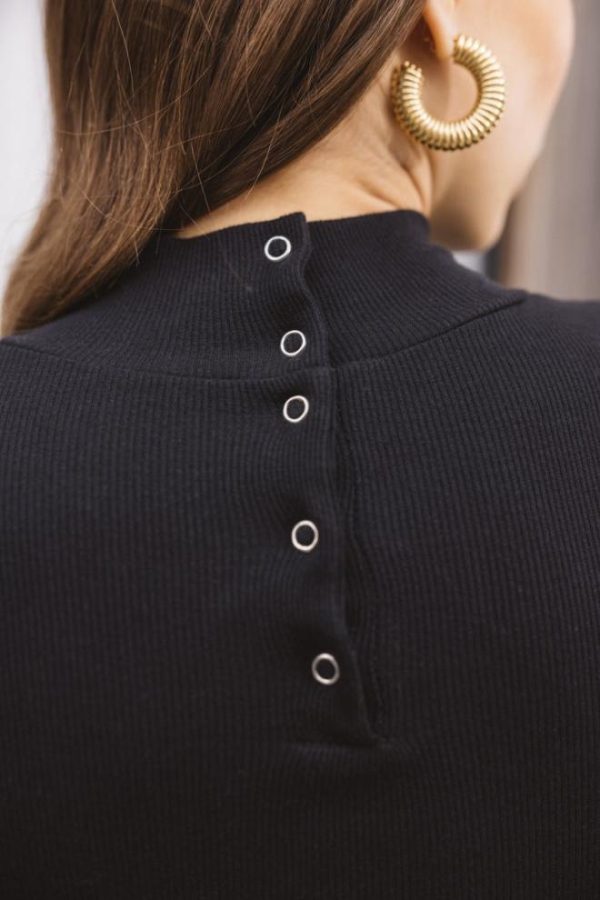 Rivermeadowrobes.shop8d042fe2c0 4