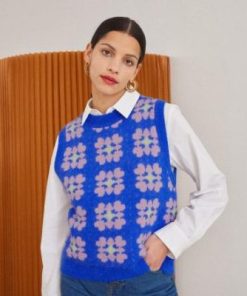 Rivermeadowrobes.shop976d796c1b 4