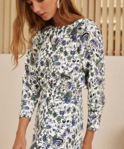 Rivermeadowrobes.shopa82e9a7b1f 1