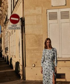 Rivermeadowrobes.shopa82e9a7b1f 3