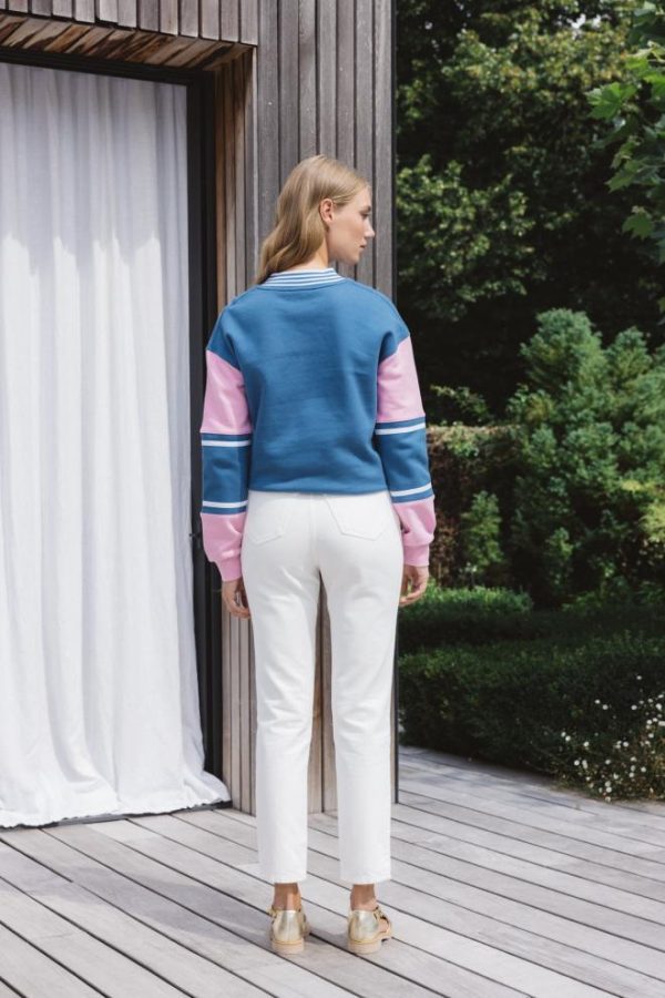 Rivermeadowrobes.shopb38e21b279 5