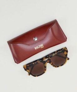 Rivermeadowrobes.shopb53e13c82e 4