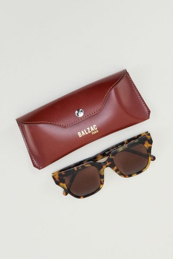 Rivermeadowrobes.shopb53e13c82e 4