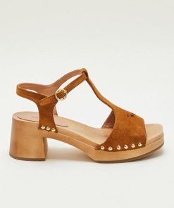 Rivermeadowrobes.shopb58e7f763b 3