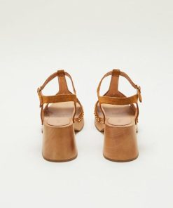 Rivermeadowrobes.shopb58e7f763b 4