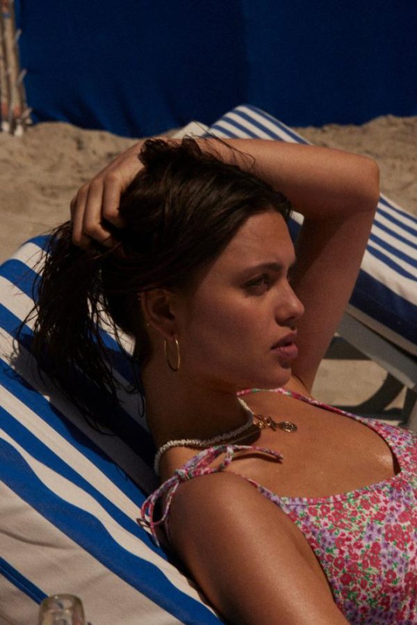 Rivermeadowrobes.shopb7e1f7f9c3 4