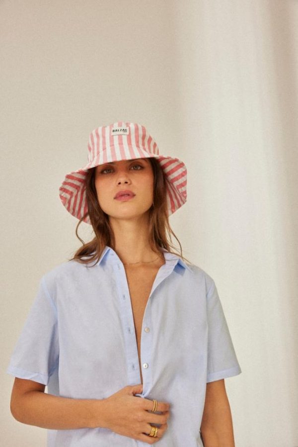 Rivermeadowrobes.shopbad773c404 1