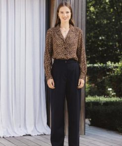 Rivermeadowrobes.shopc99d24e2d8 3