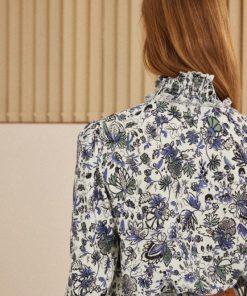 Rivermeadowrobes.shopd024271159 5