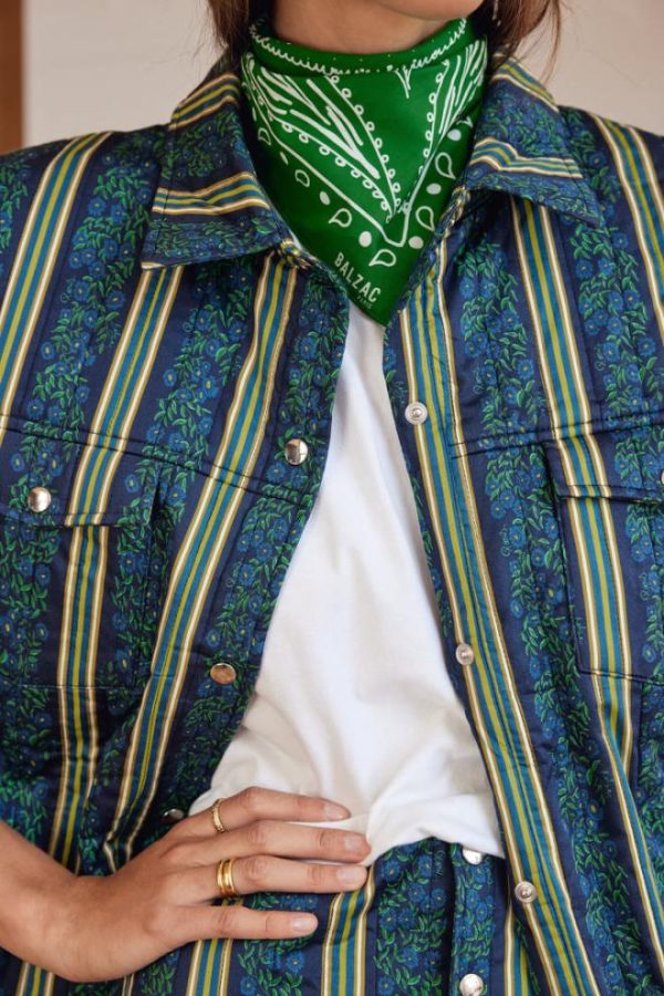 Rivermeadowrobes.shopd5a4716f03 3