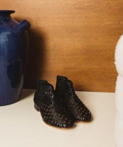 Rivermeadowrobes.shopda00ef4af9 4