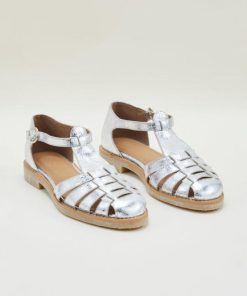 Rivermeadowrobes.shope2d583b3ee 4