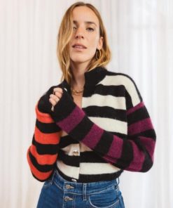 Rivermeadowrobes.shope5e6248978 2