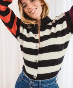 Rivermeadowrobes.shope5e6248978 4