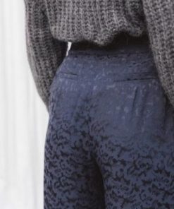 Rivermeadowrobes.shopf38558ab66 4