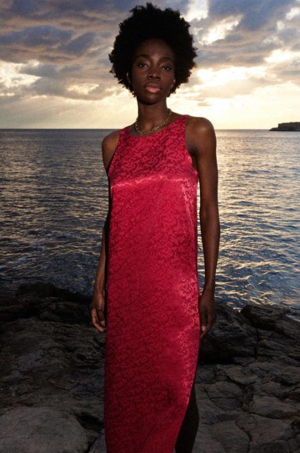 Rivermeadowrobes.shopf6e53fd794 2