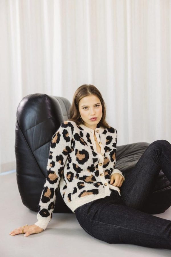 Rivermeadowrobes.shopfd2ae3e32f 1