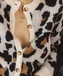 Rivermeadowrobes.shopfd2ae3e32f 2